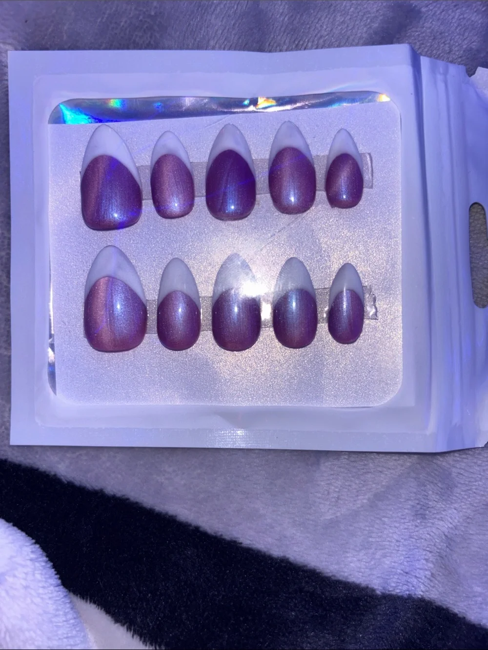 Purple cat eye Ombre Press-On Nail Set with Adhesive